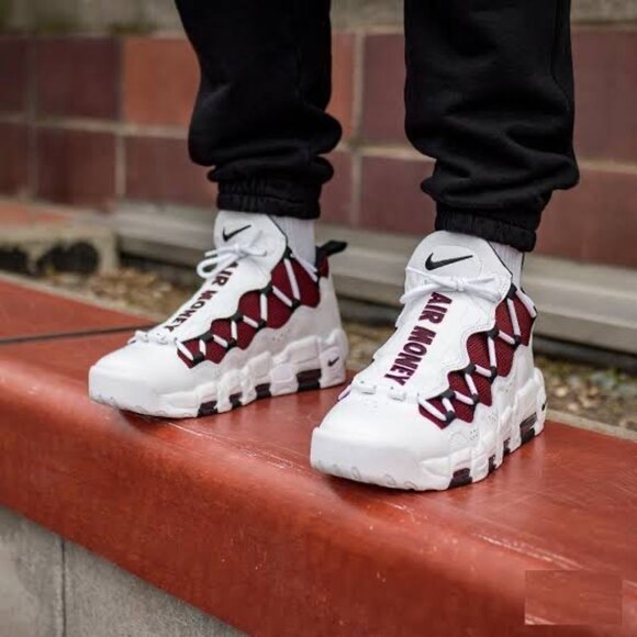 Nike Air More Money‎ Mo Money White Black Red Sneaker Shoes Size 8 US - Picture 1 of 5